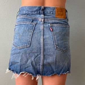 Levi’s denim skirt